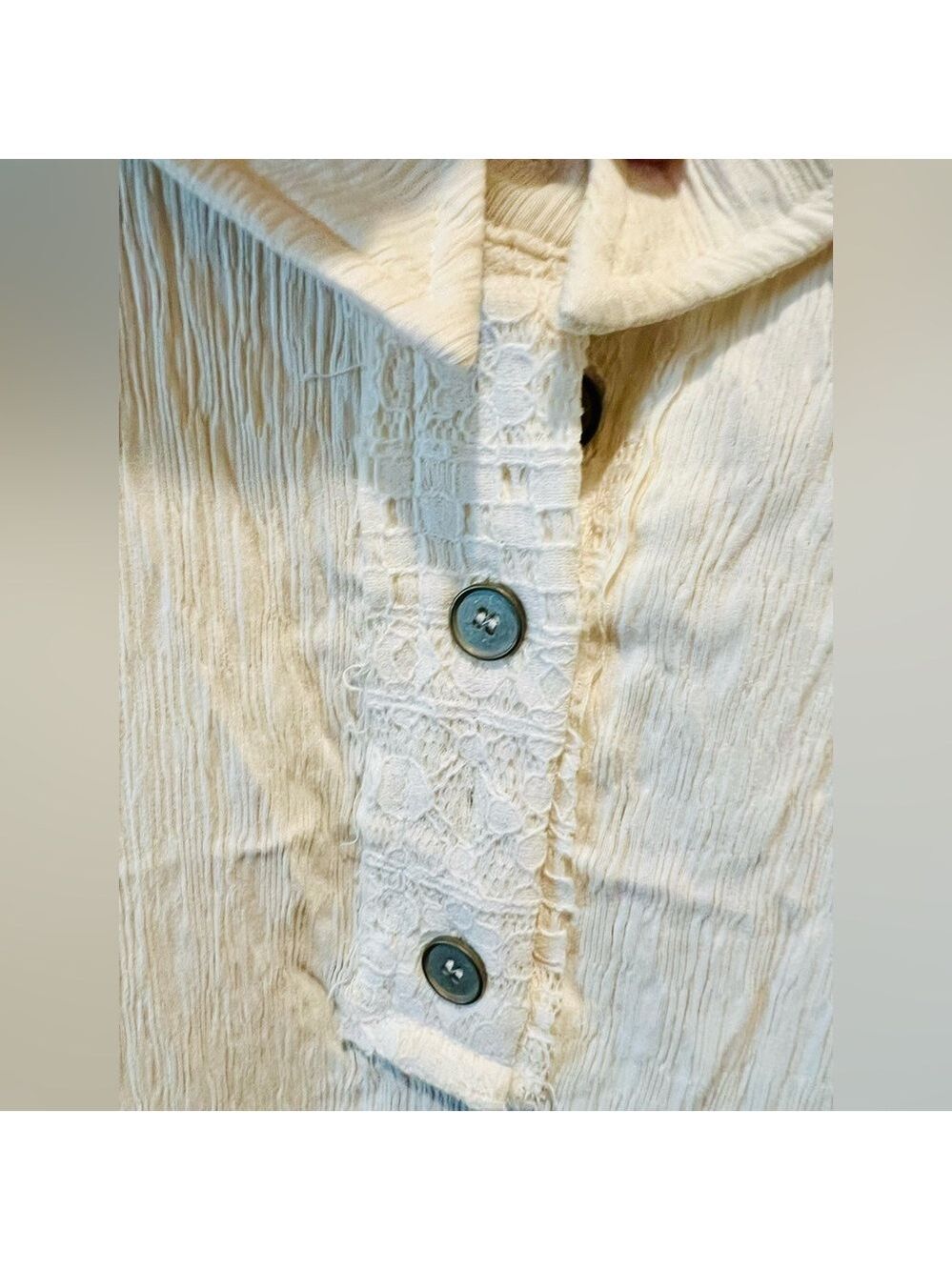 POL Sleeveless Cream Lace Dress - Picture 4 of 7